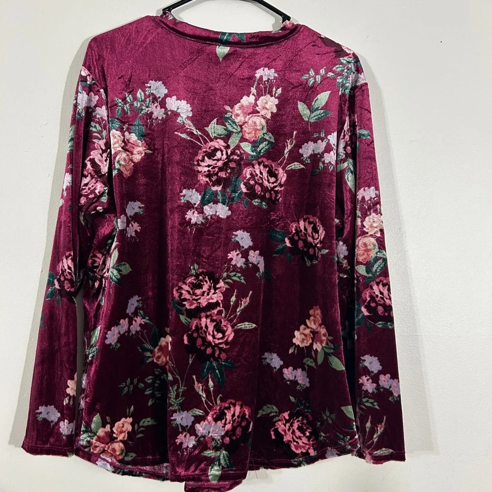No Boundaries Burgundy Floral Velvet Long Sleeve Top XXXL/3XG Cut Out - Picture 8 of 13
